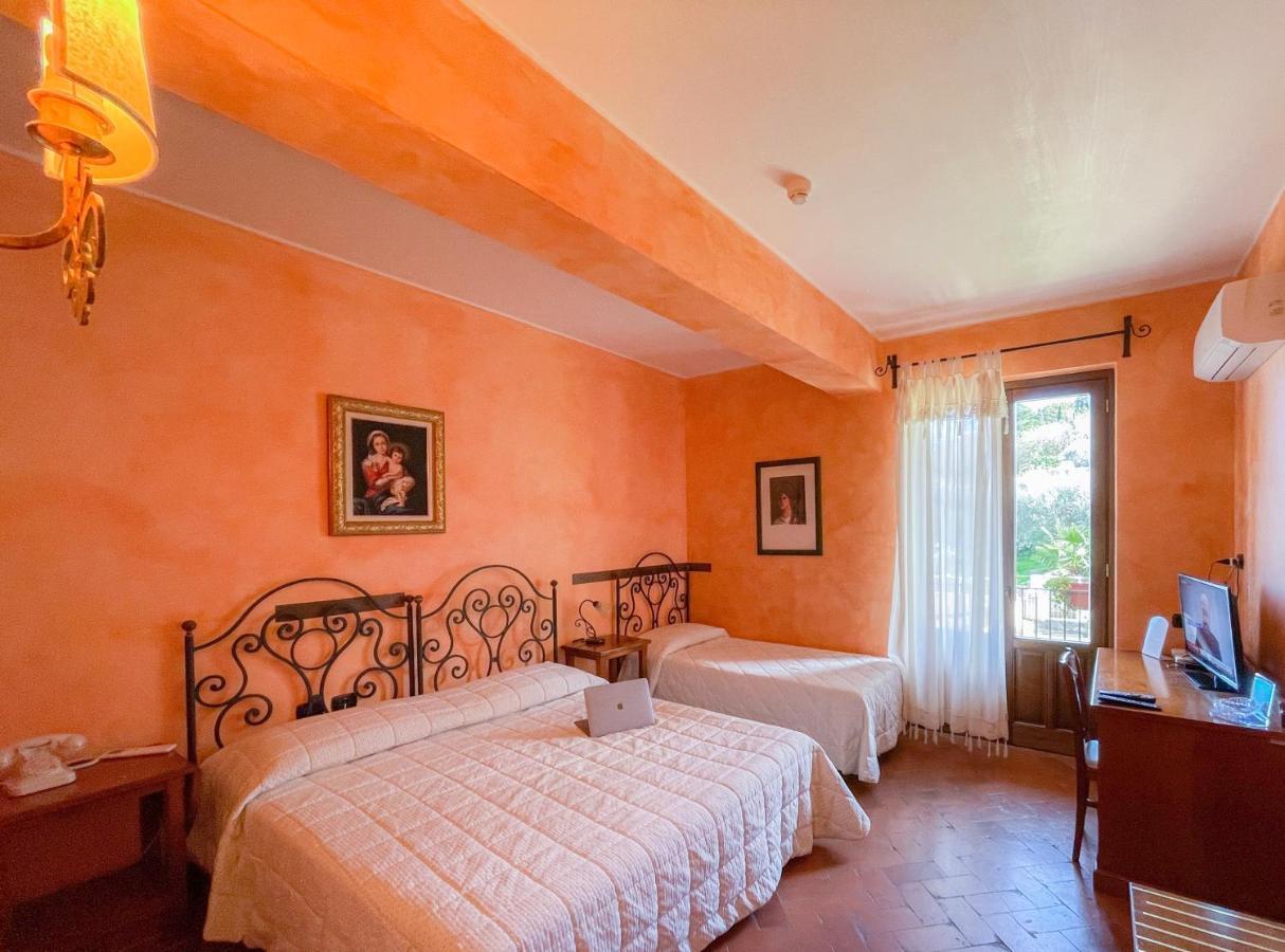 Отель Antica Filanda Capri Leone Экстерьер фото